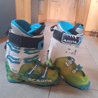 Scarpa Skischuhe