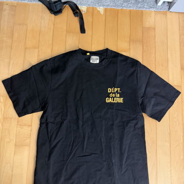 T-shirt Gallery Dept