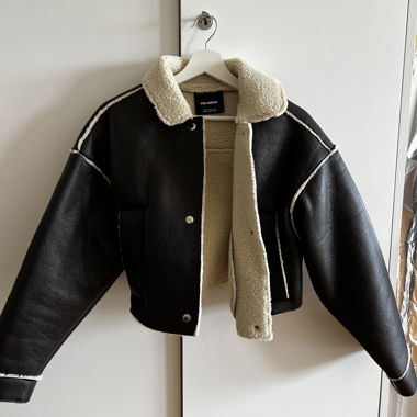 Pull&Bear Sherpa Jacket
