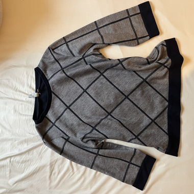 Pull gris à carreaux avec manches 3/4, T. S