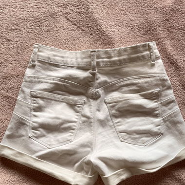 Weisse Jeansshorts