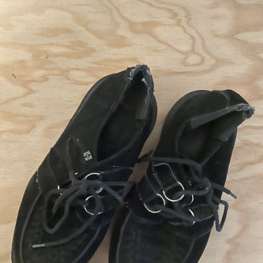 TUK size 37