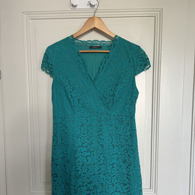Esprit Spitzenkleid