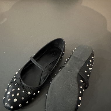 Ballerinas mit Nieten
