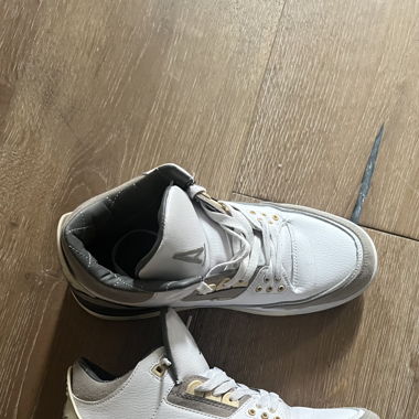 Air Jordan 3 Retro A Ma Maniere 