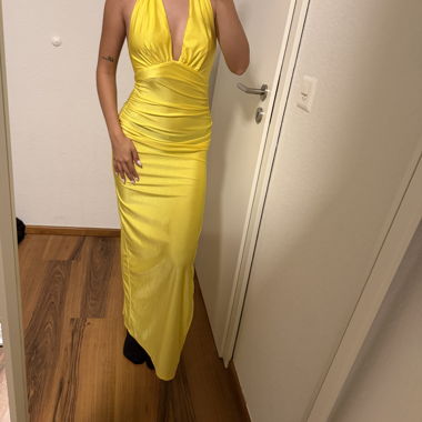 Yellow Dress