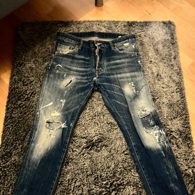 Dsquared2