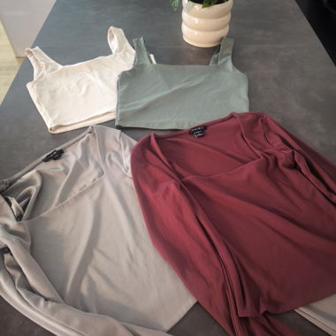 4-pack of tops