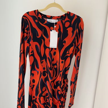 Bershka Kleid