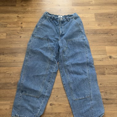 Baggy Jeans mit Taschen