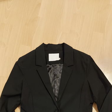 Schwarzer Blazer