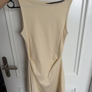 Abito da donna beige