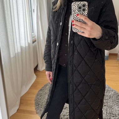Black quilted coat, long
