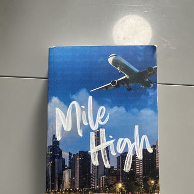 Mile High - Liz Tomforde (EN)