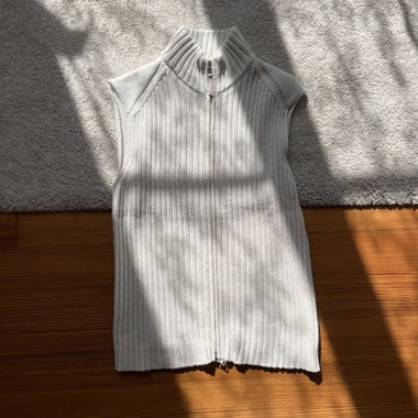 weisse strickweste