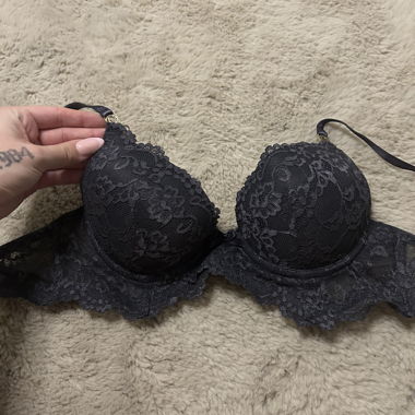 Black lace push-up bra