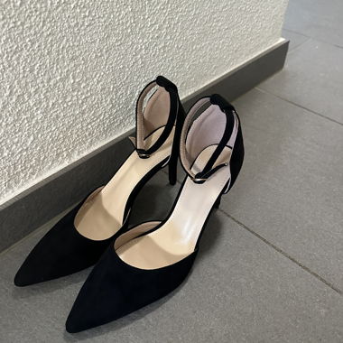 Black heels