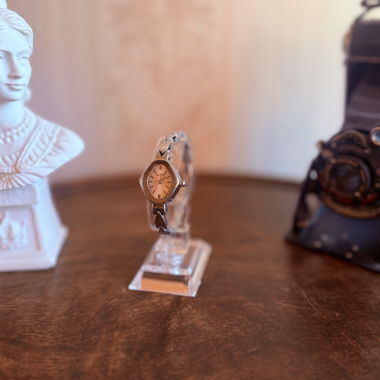 Petite Élégance – piccola orologio elegante