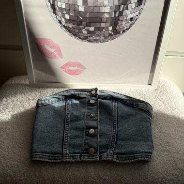 Bustier in denim con bottoni frontali