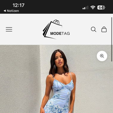 Blaues Kleid