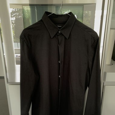 Black Shirt 