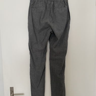 Pantaloni grigi taglia 36
