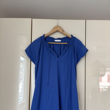 Blaues Kleid