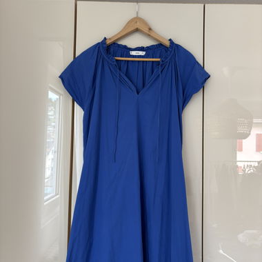 Blaues Kleid