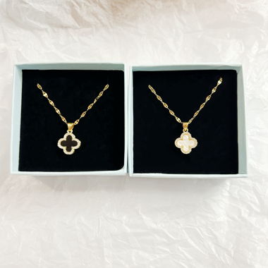 CLOVER C NECKLACE DOUBLE-SIDED - 18K GOLD PLATED