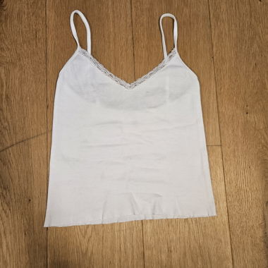 Brandy Melville white lace top