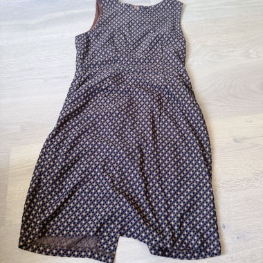Anonyme Kleid mit Muster