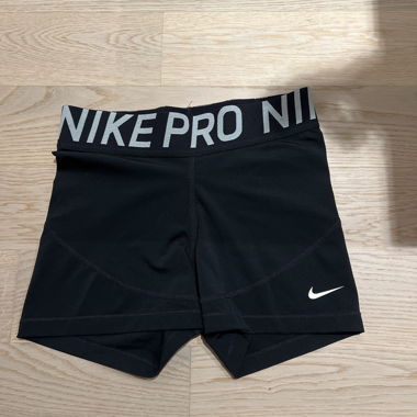 Short de sport Nike Pro