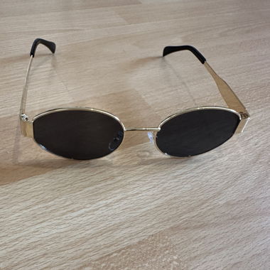 Sonnenbrille