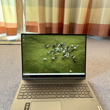 Lenovo IdeaPad 5 2-in-1 - Top Zustand!