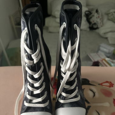 Guess Schuh
