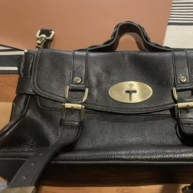 Black leather bag, great condition