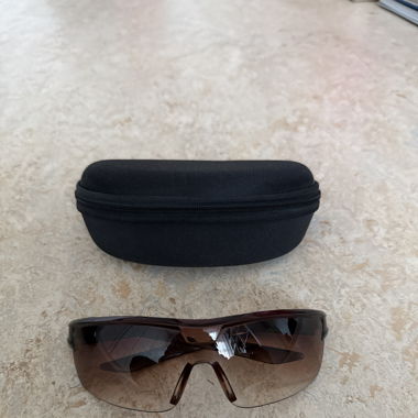 Sonnenbrille