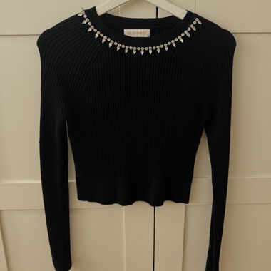 Elegant top