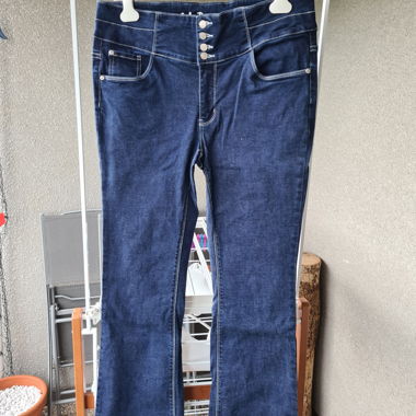 Jean large John Baner