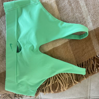Nike Dri-FIT Sport-BH L