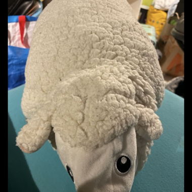 Coop Schaff plush sheep