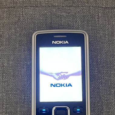 Téléphone portable Nokia 6300