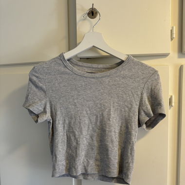 3 crop tops