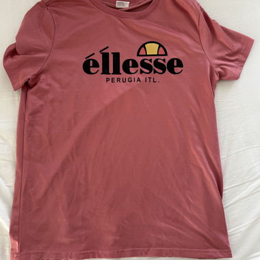 pink ellesse sports top