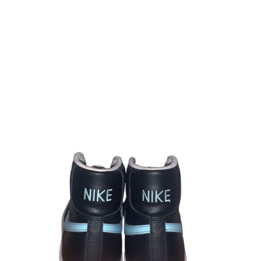 NIKE Blazers