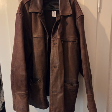 Veste en cuir marron