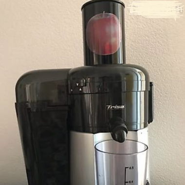 Trisa Switzerland Fresh Juice Entsafter