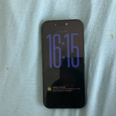 iPhone 15 Pro 256 GB 89% Akku