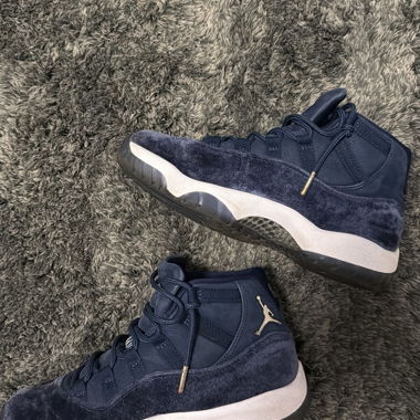 Jordan 11 Retro Midnight Navy