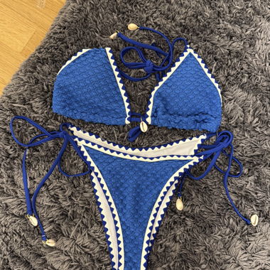 Bikini 